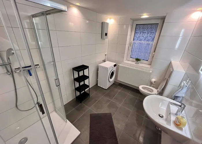 Monteurunterkunft Simmershausen Bei Kassel Einzelbetten, Parken, Waschen, Wifi